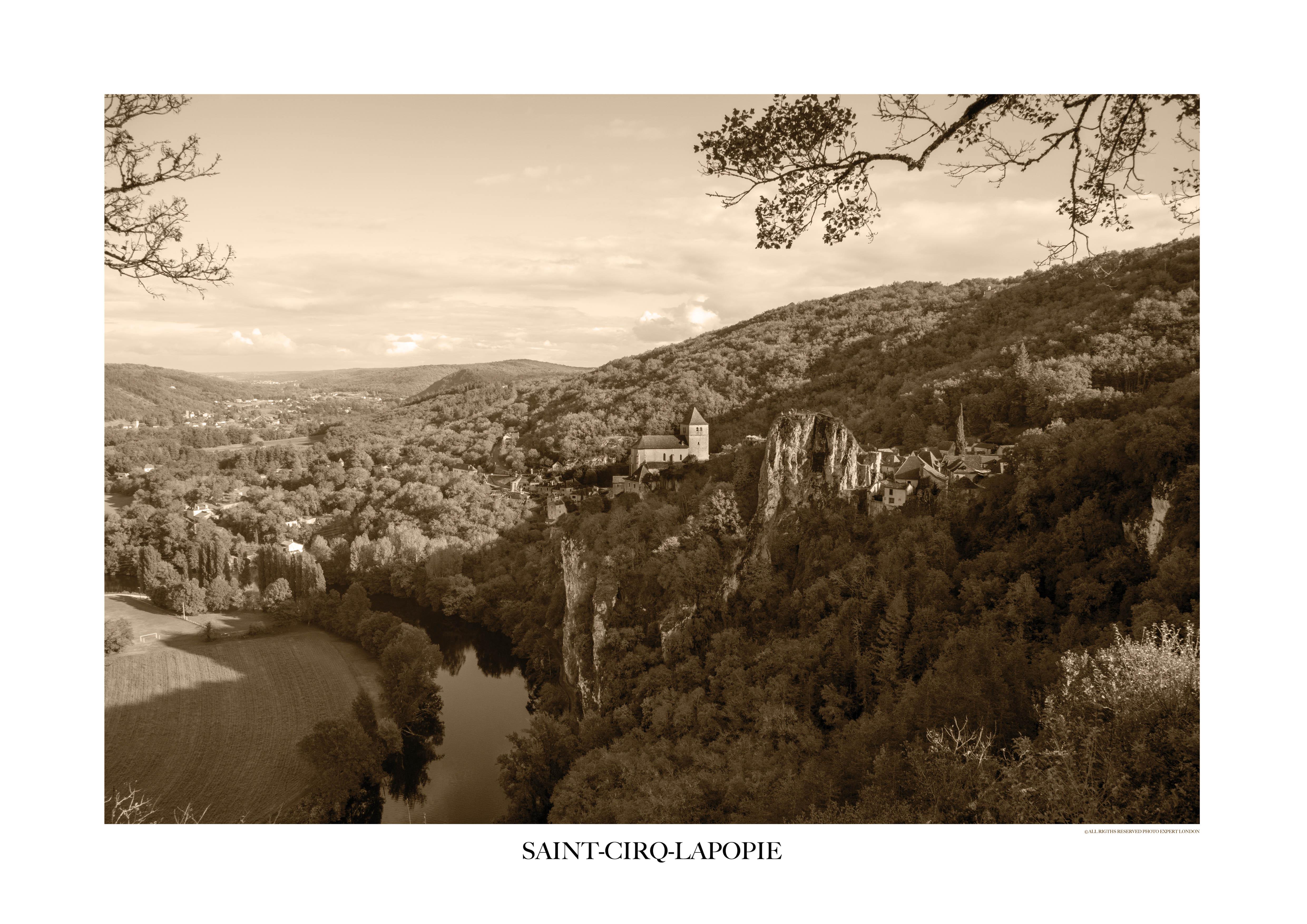 The Timeless Pleasure of Photography in Dordogne